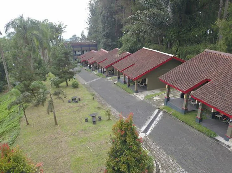 Camera Deluxe, Surya Hotel & Resort