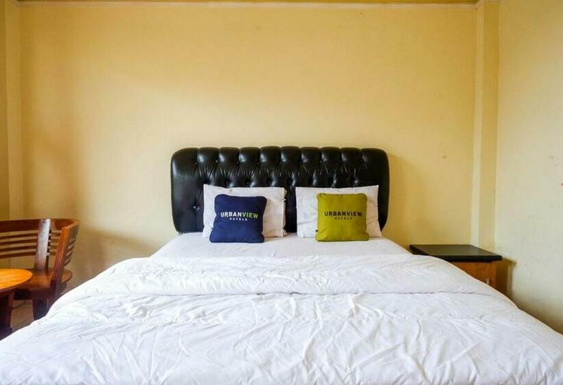 豪华房间, Urbanview Hotel Bergas Indah Bandungan By Reddoorz