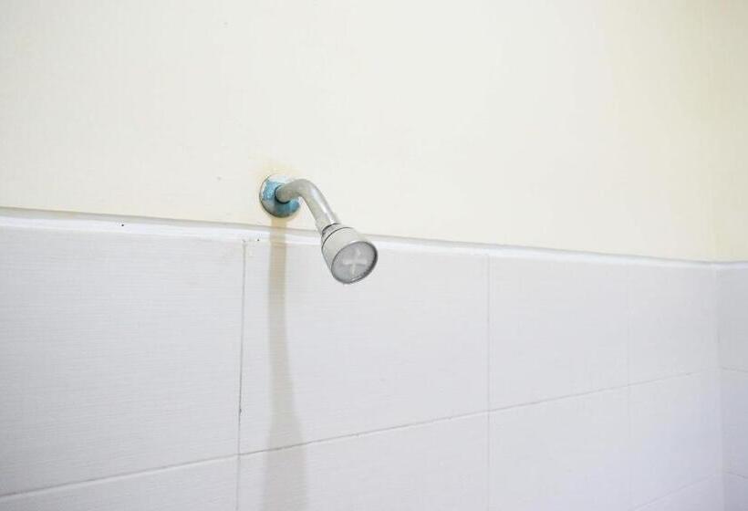 家庭间, Urbanview Hotel Bergas Indah Bandungan By Reddoorz