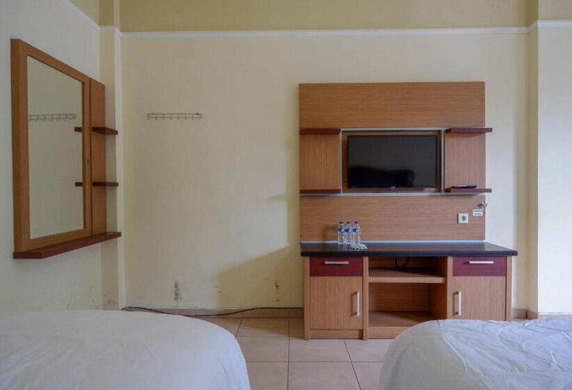 家庭间, Urbanview Hotel Bergas Indah Bandungan By Reddoorz