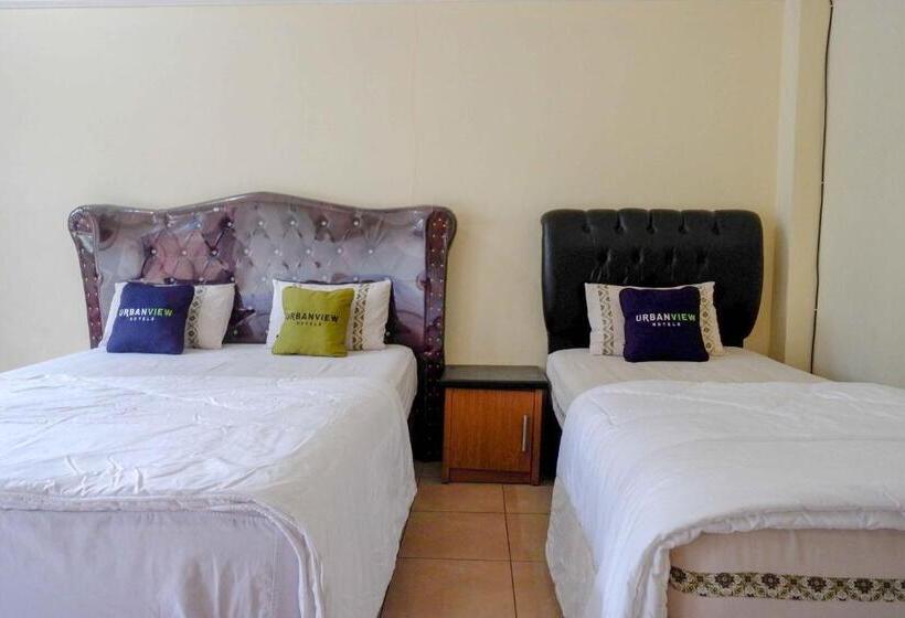 家庭间, Urbanview Hotel Bergas Indah Bandungan By Reddoorz