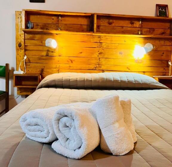 חדר סטנדרט לשלושה, Hospedaje Flores Del Sur