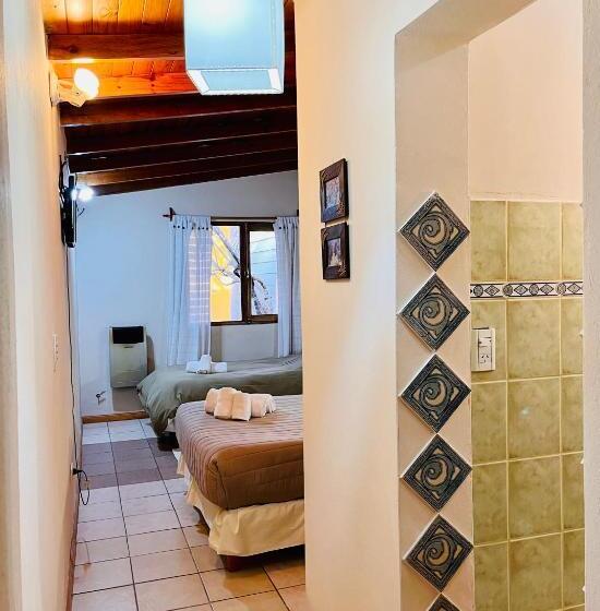 חדר סטנדרט לשלושה, Hospedaje Flores Del Sur