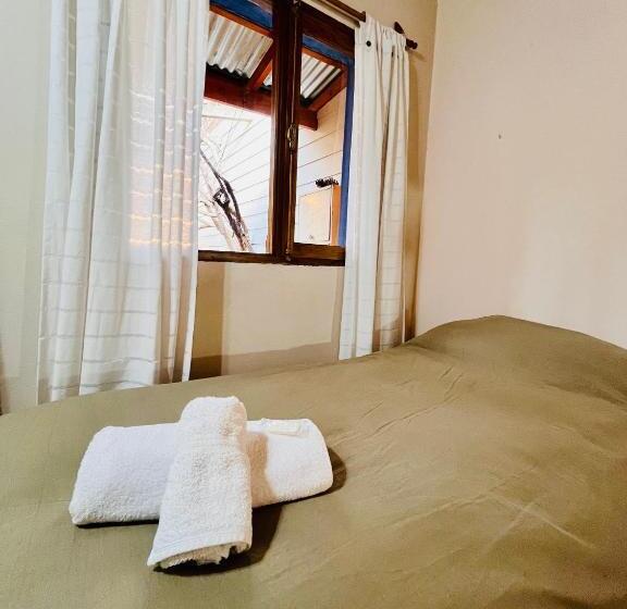 חדר סטנדרט לשלושה, Hospedaje Flores Del Sur