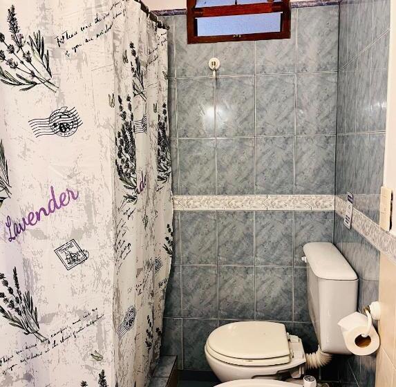 חדר סטנדרט לשלושה, Hospedaje Flores Del Sur