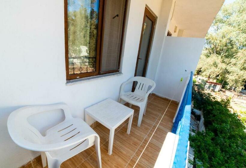 اتاق استاندارد با بالکن, Eucalyptus Pension