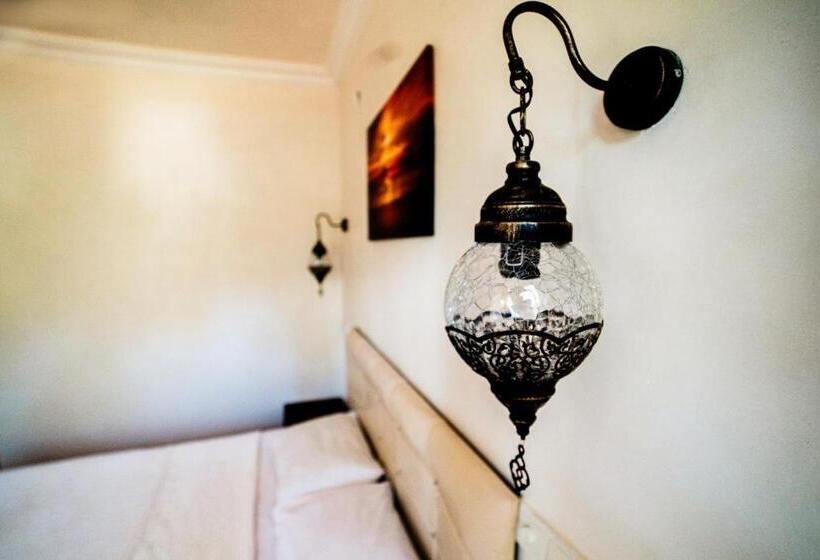 اتاق استاندارد با بالکن, Eucalyptus Pension