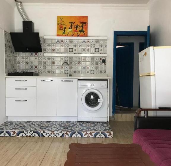 آپارتمان 1 خوابه با بالکن, Eucalyptus Pension