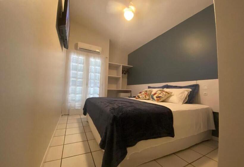 جناح مزوَّد بشرفة, Pousada Poente Do Sol