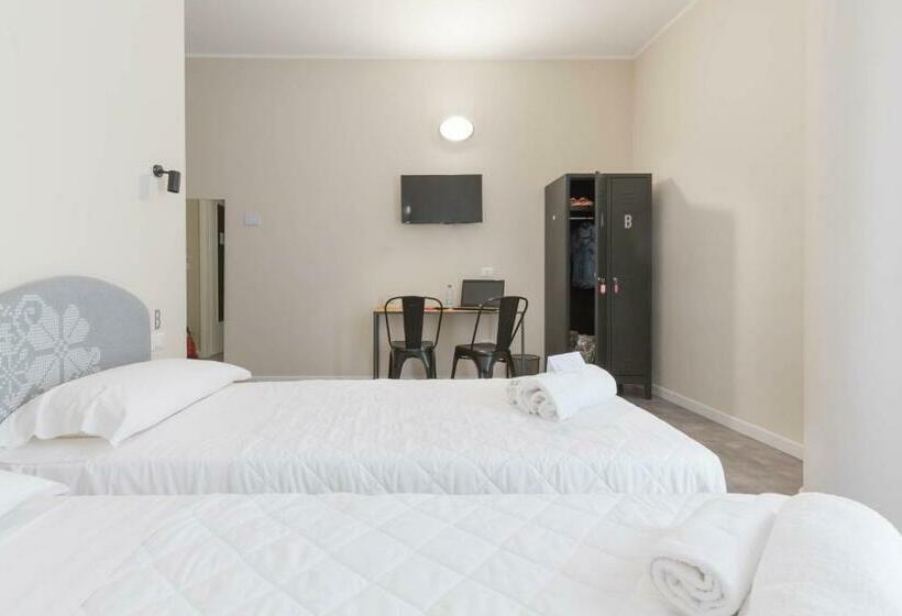 Номер Стандарт, Piccolo Catalunya Hostel