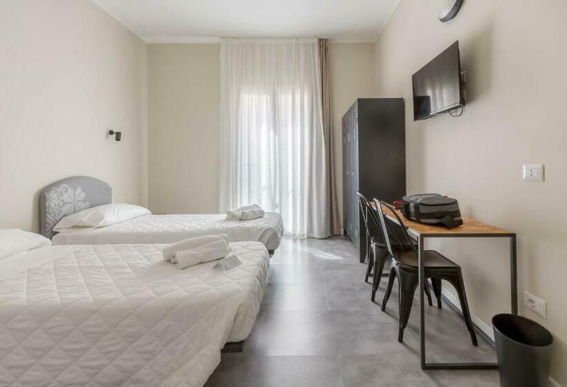 Номер Комфорт, Piccolo Catalunya Hostel