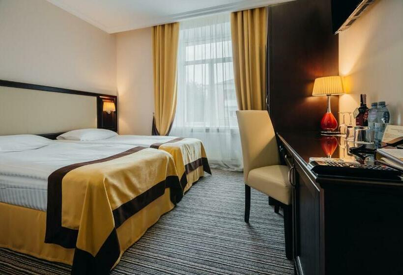 חדר סטנדרט, Optima Collection Chernihiv