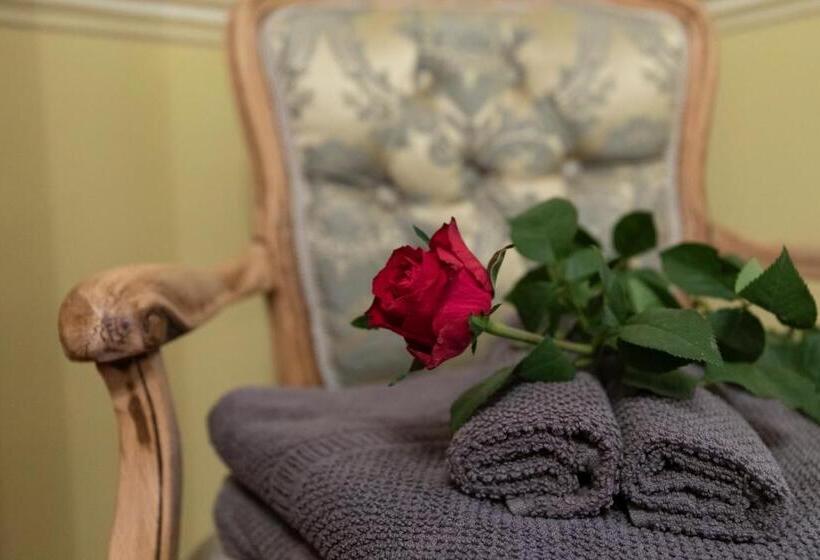 침실 3개 아파트, Dogana D Acqua Rooms & Art