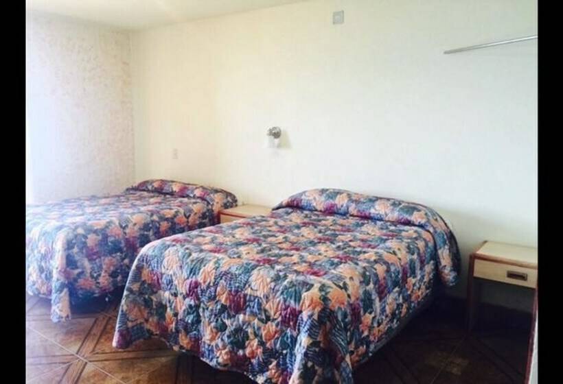 غرفه قياسيه سريرين مزدوجين, La Cueva Del Pirata