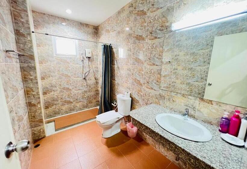 Suite, Baan Suan Khun Yaiy