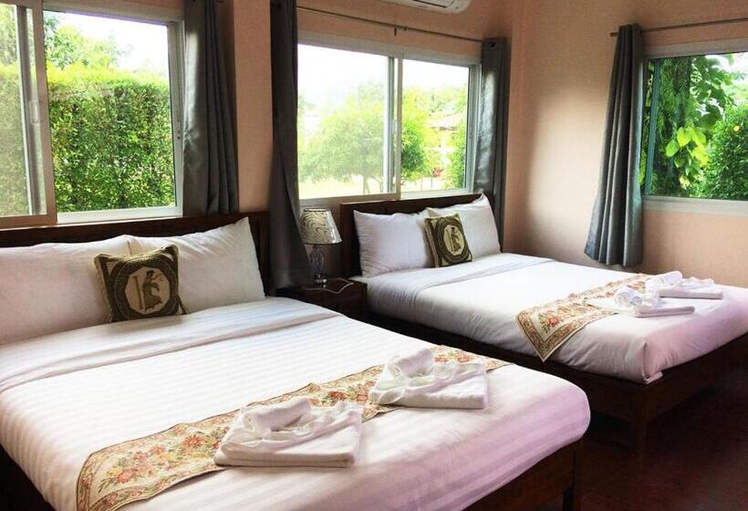 Suite, Baan Suan Khun Yaiy