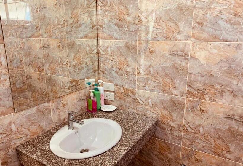 Трехместный Номер Deluxe, Baan Suan Khun Yaiy
