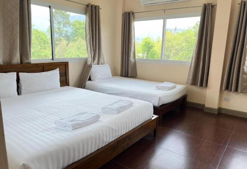 Suite Familiar, Baan Suan Khun Yaiy