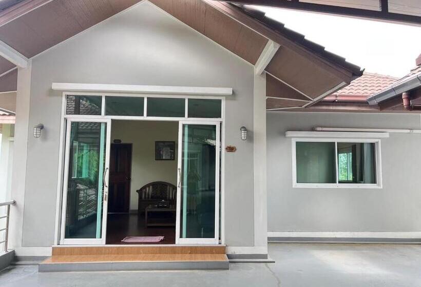 Suite Familiar, Baan Suan Khun Yaiy