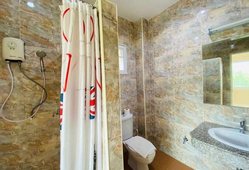 Quarto deluxe, Baan Suan Khun Yaiy