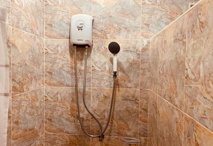 Quarto deluxe, Baan Suan Khun Yaiy