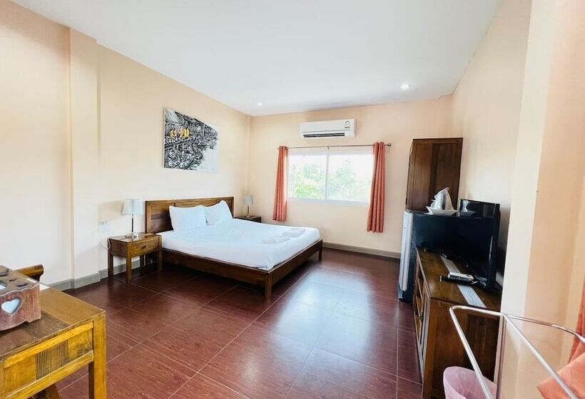 Quarto deluxe, Baan Suan Khun Yaiy