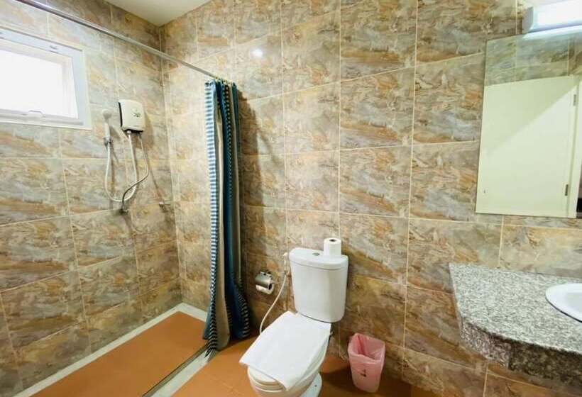 Suite, Baan Suan Khun Yaiy