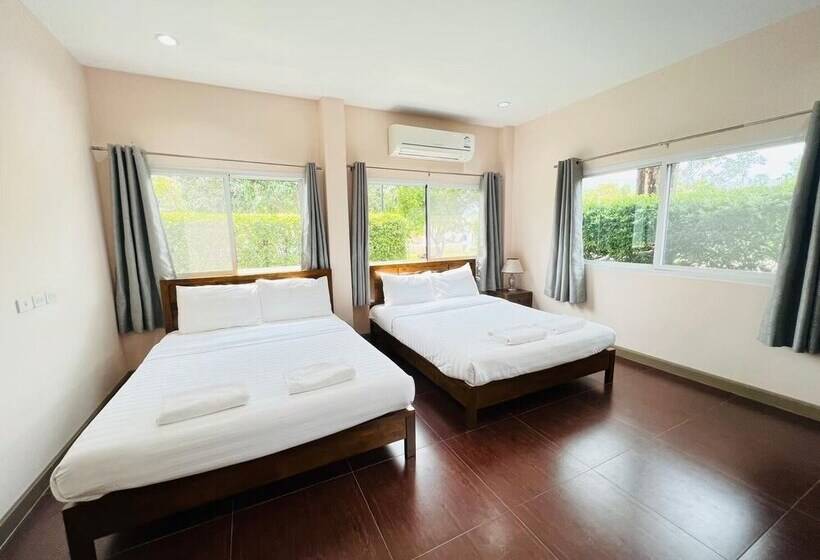 Suite, Baan Suan Khun Yaiy