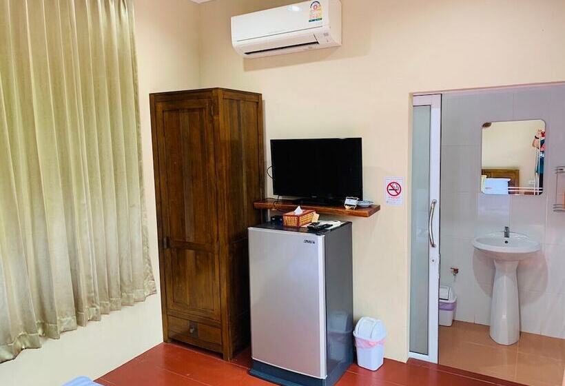 Casa 1 Dormitório, Baan Suan Khun Yaiy