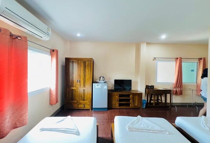 Трехместный Номер Deluxe, Baan Suan Khun Yaiy