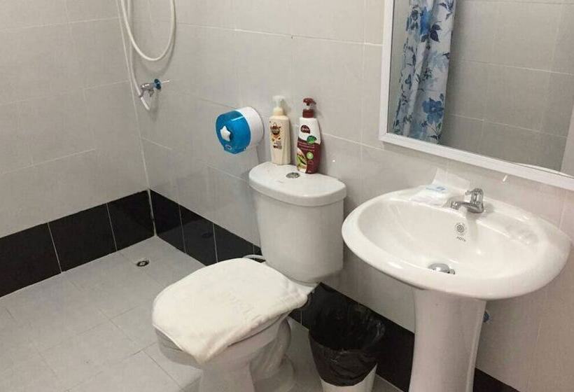 Quarto familiar vista piscina, Baan Suan Khun Yaiy