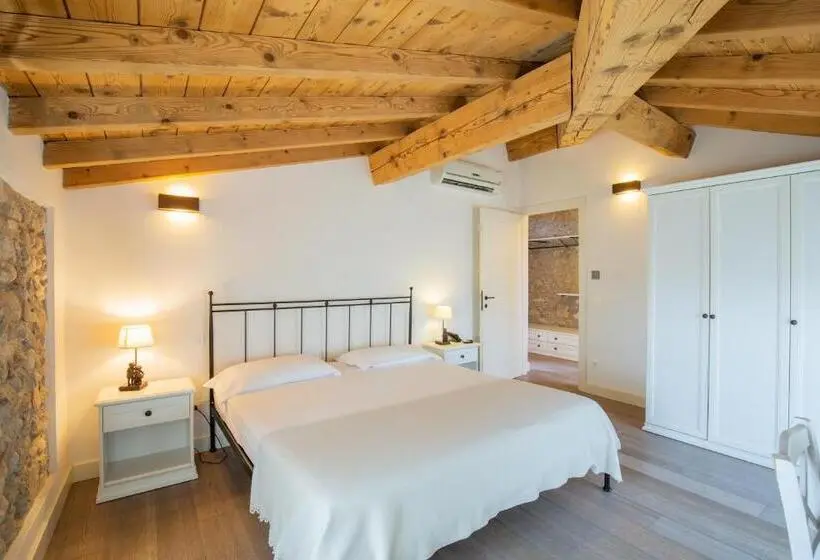 庭の見える１ベッドルームアパートメント, Residence Corte San Carlo