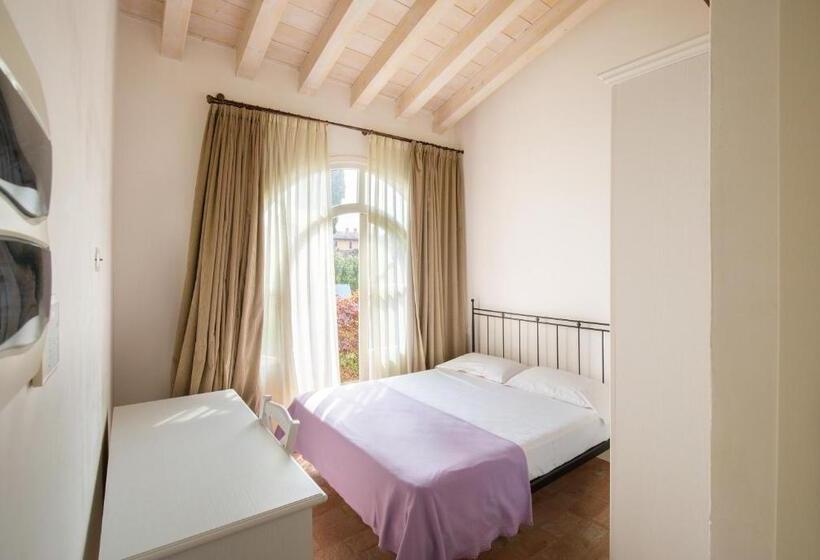 Апартаменты 1 Спальня Нижний Этаж, Residence Corte San Carlo