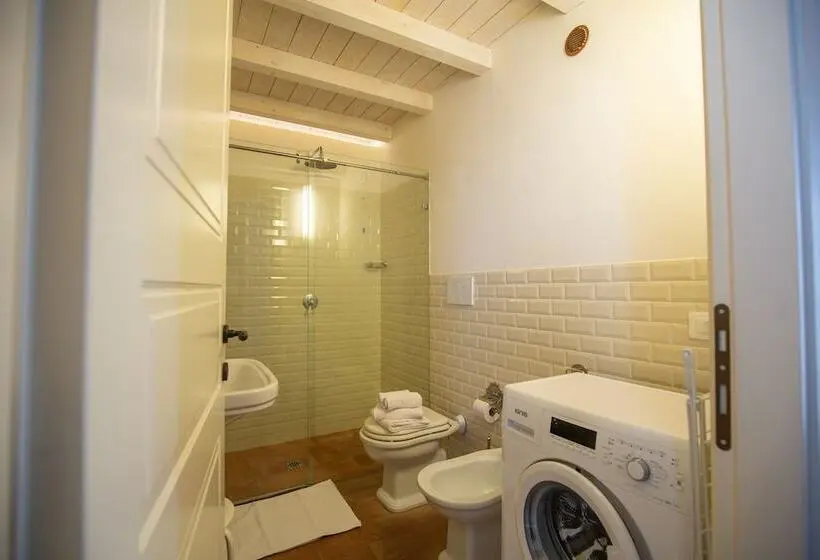 スイート, Residence Corte San Carlo