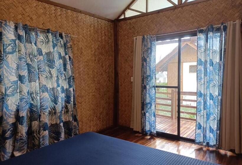 Superior bungalow with sea view, Sunset Colors