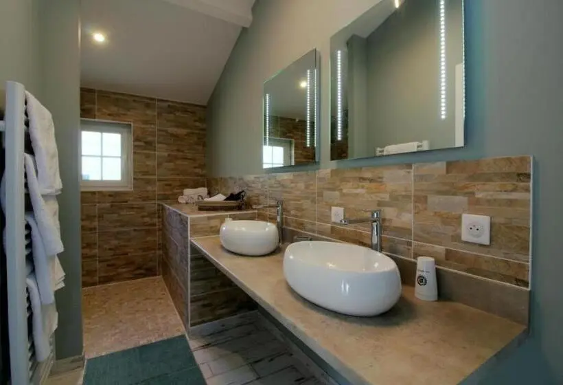 スーペリアファミリールーム, La Mancine Laulan
