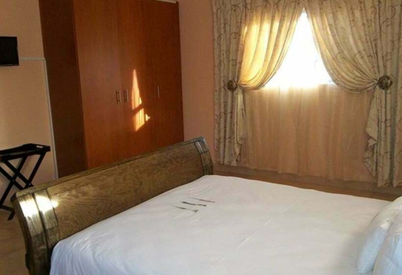 Трехместный Президентский, Stiba Guest House