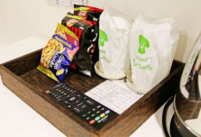 חדר דלוקס נוף בריכה, Bk Place