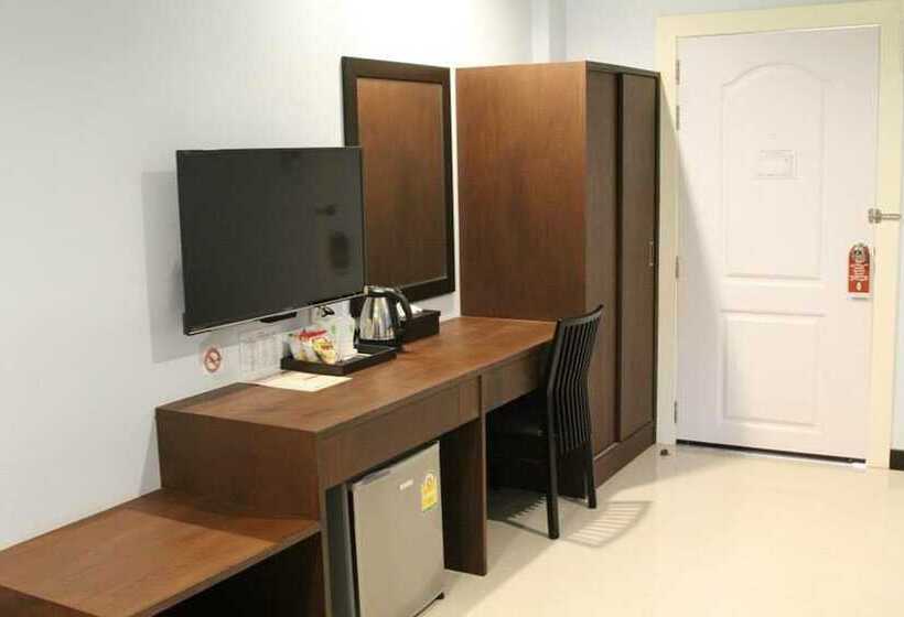 חדר דלוקס נוף בריכה, Bk Place