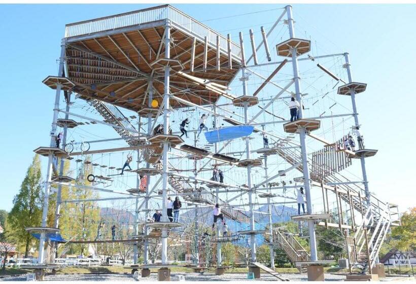 إستوديو قياسى, Business Green  Hino