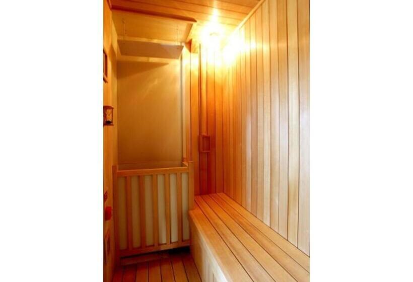 إستوديو قياسى, Business Green  Hino