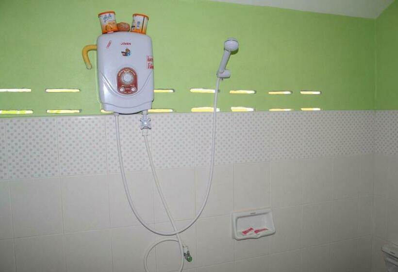 디럭스 룸, Lamtong Resort