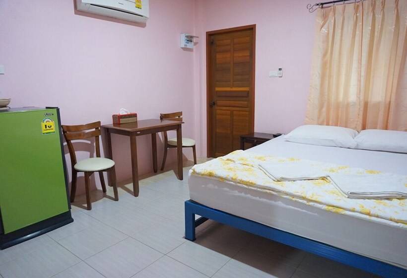 디럭스 룸, Lamtong Resort