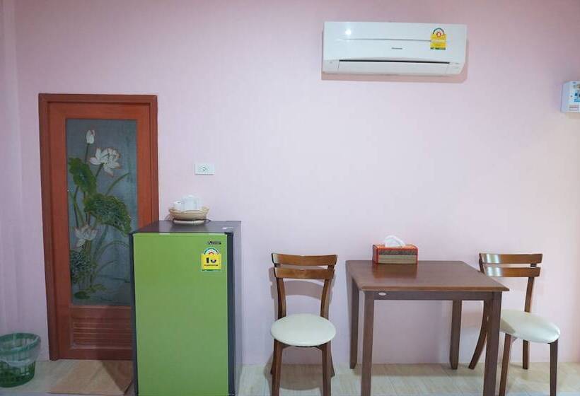 디럭스 룸, Lamtong Resort