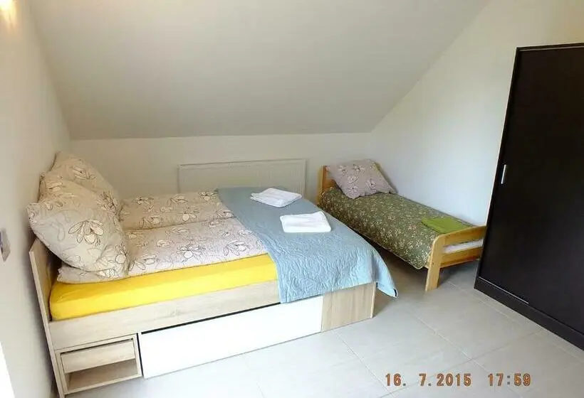 スタンダード４人部屋, Agroturystyka Wielkie Leźno