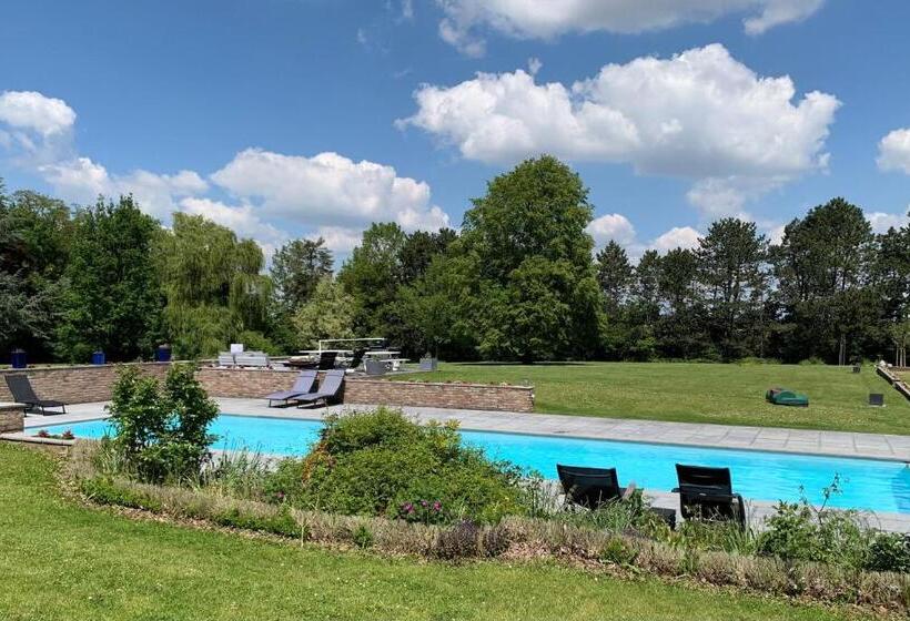 침실 4개 주택, Chapeauveau Gîte B&b Events