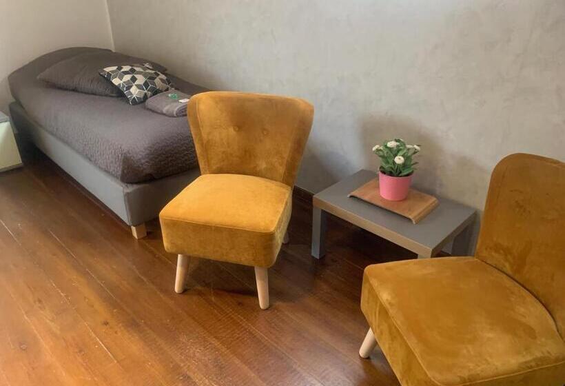 Семейный Номер, Chapeauveau Gîte   B&b   Events