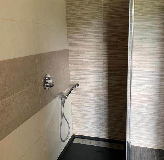 침실 4개 주택, Chapeauveau Gîte B&b Events