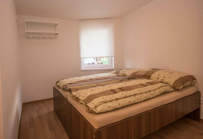 חדר משפחתי, Penzion Marhulka