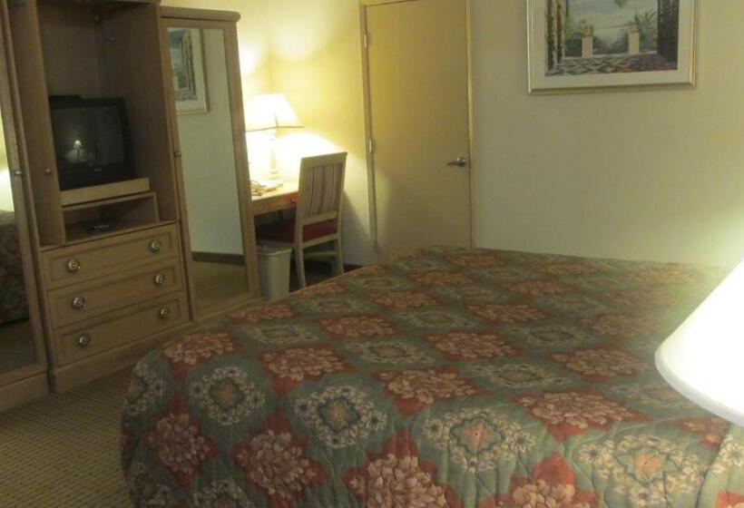 Номер Стандарт, El Rancho Motel Lodi